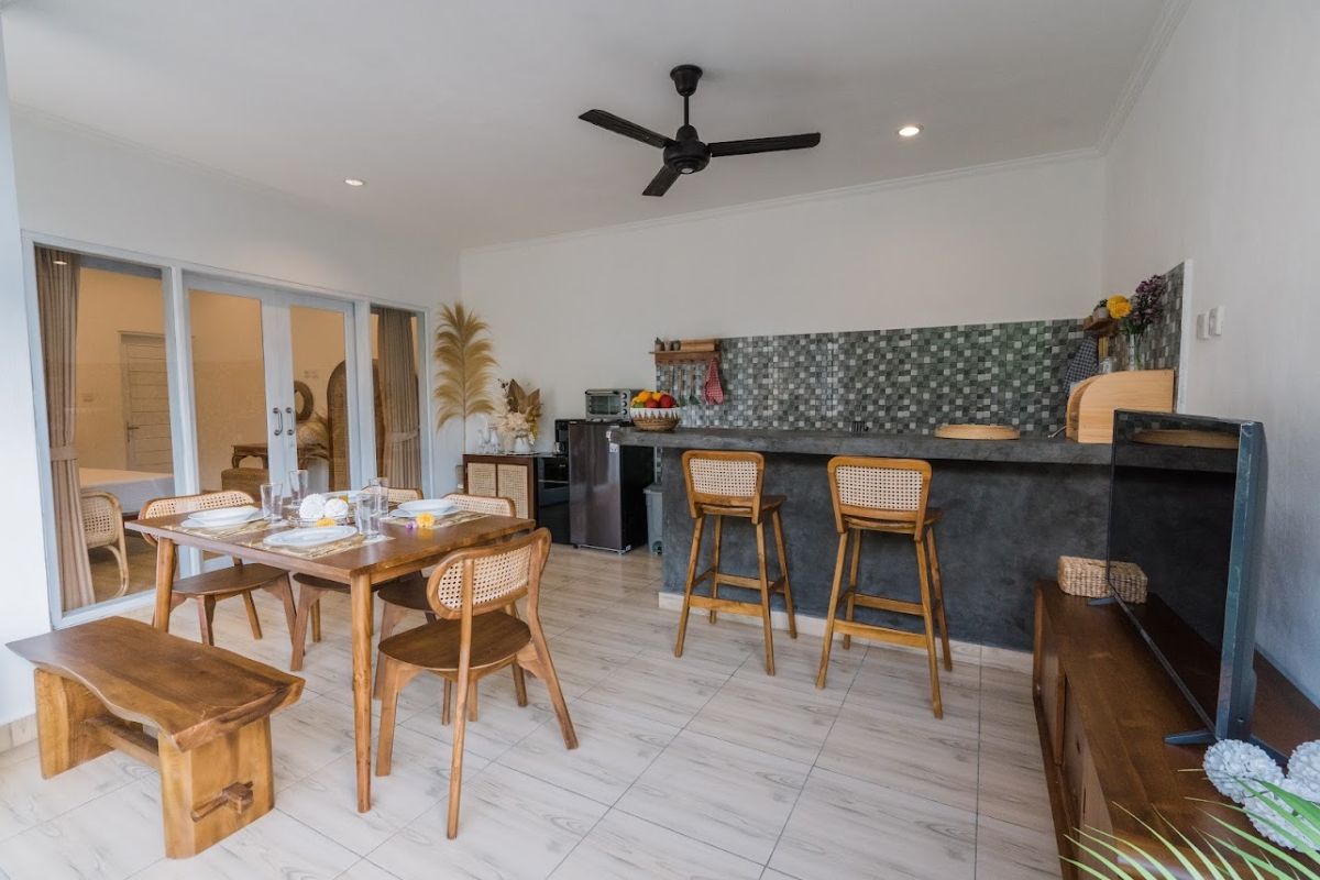 Leya Beautiful 3 BR Top Villa in Canggu Bali